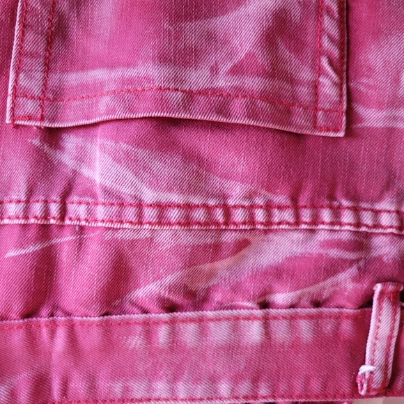 Jeans Kuyigo Jeans, Stylish Red Tye dye Jeans, Size 40 - Picture 4 of 4
